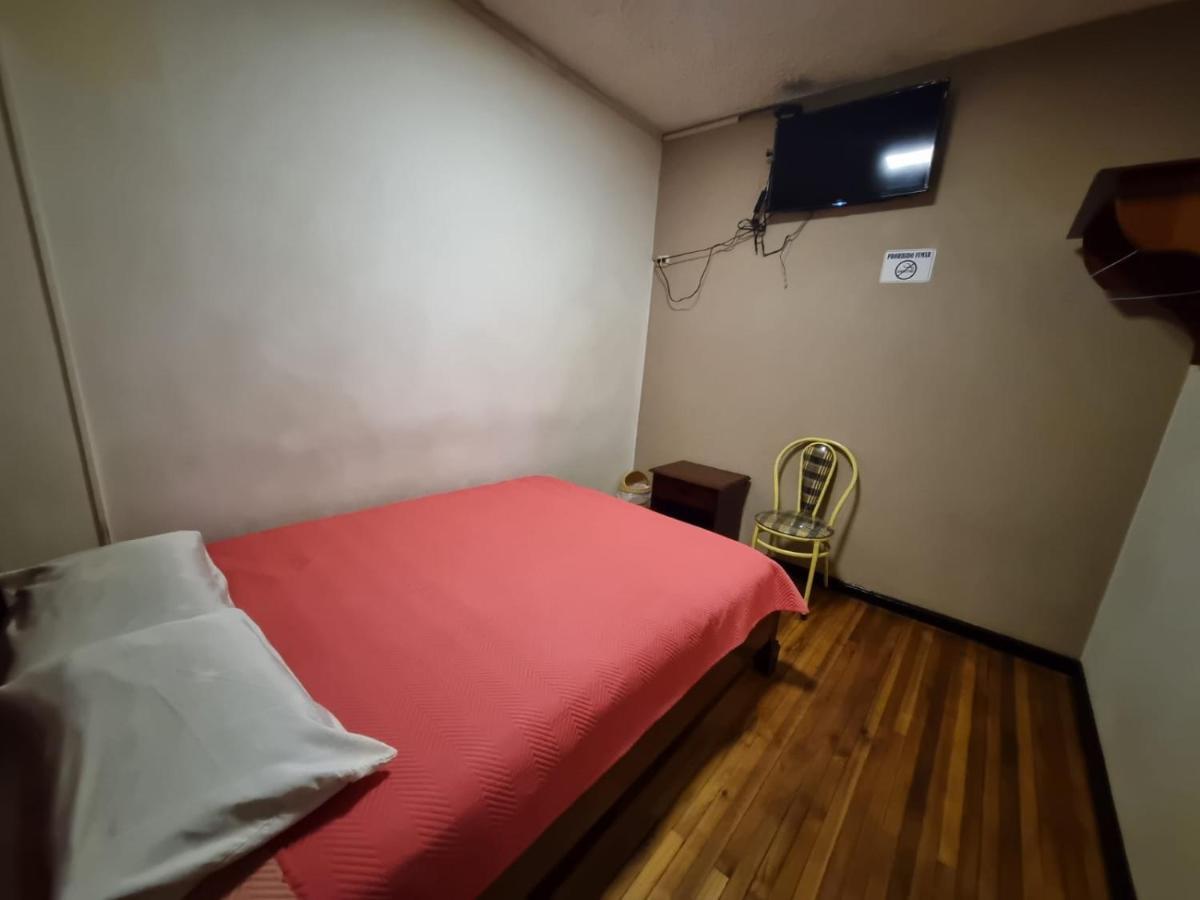 Hostal Alborada Куенка Екстериор снимка