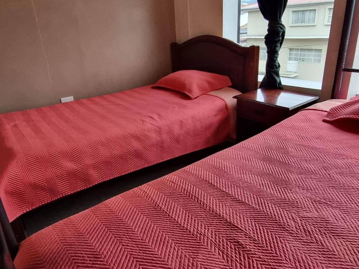 Hostal Alborada Куенка Екстериор снимка