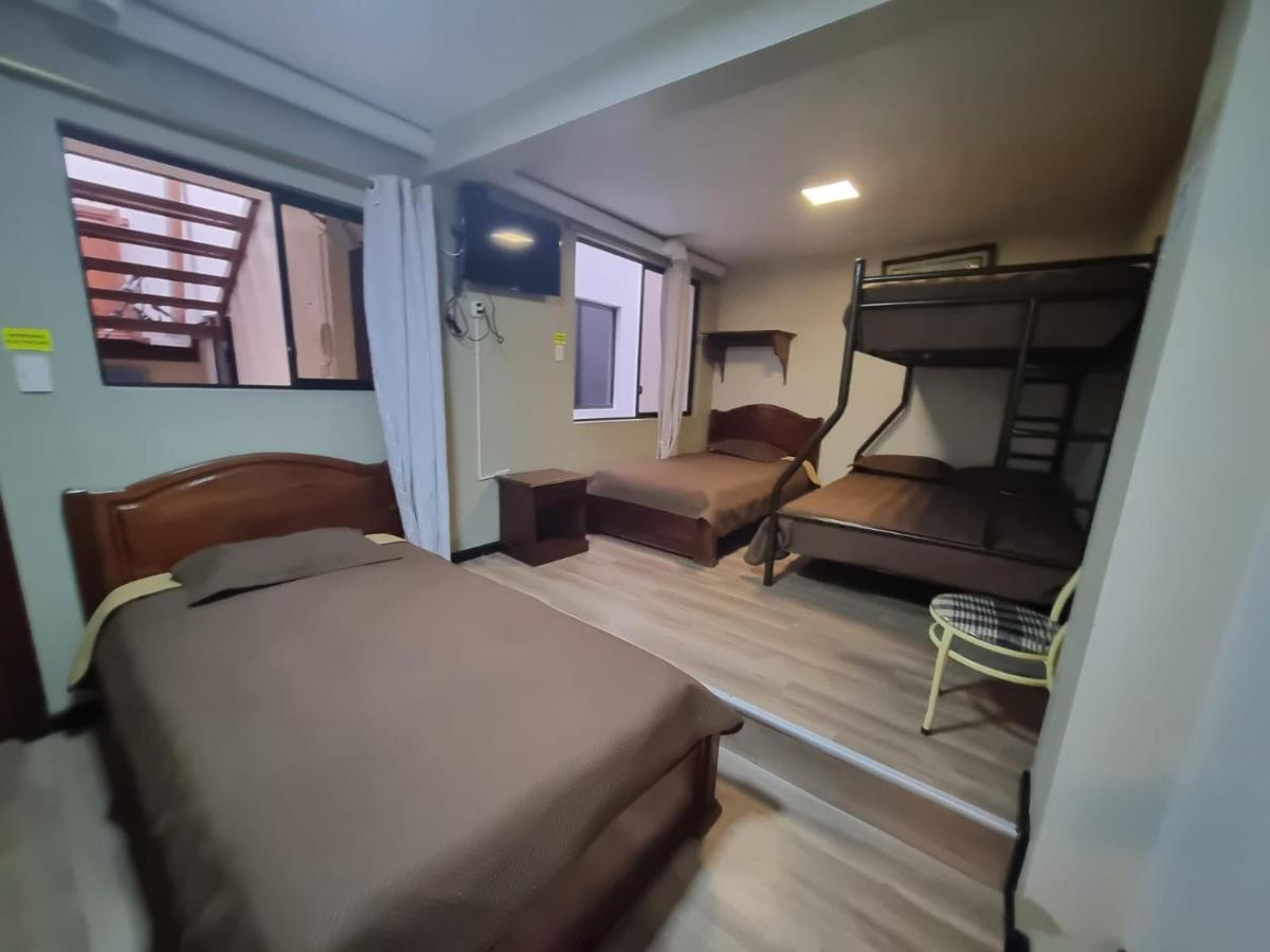 Hostal Alborada Куенка Екстериор снимка