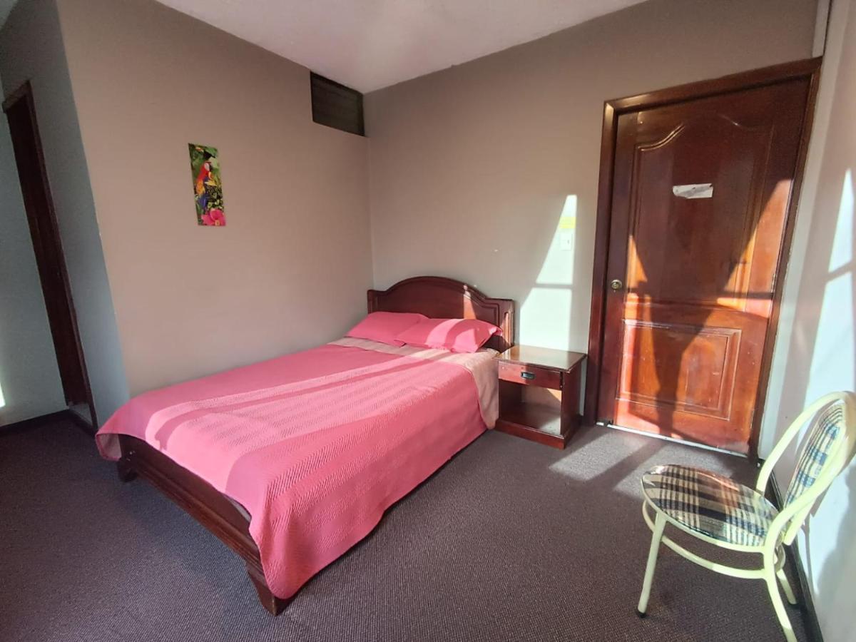 Hostal Alborada Куенка Екстериор снимка