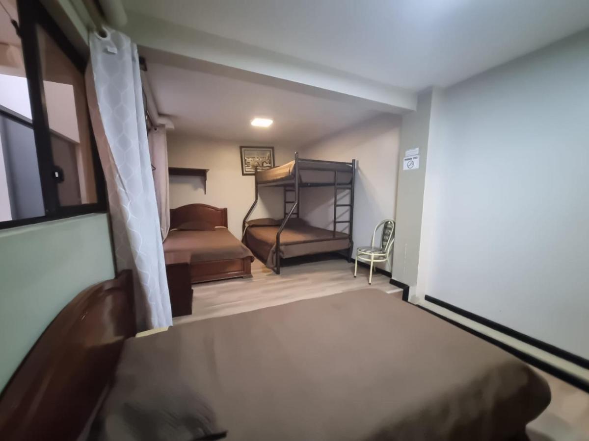 Hostal Alborada Куенка Екстериор снимка