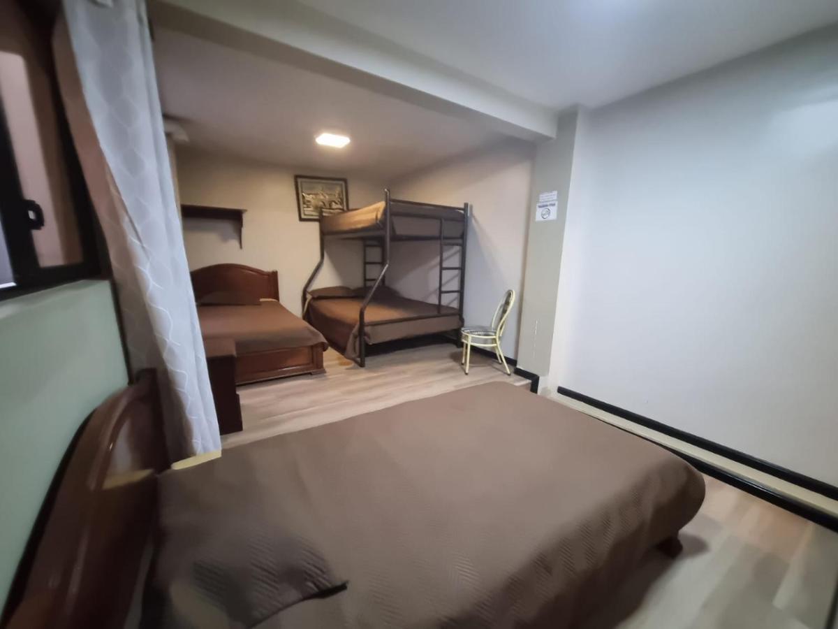 Hostal Alborada Куенка Екстериор снимка