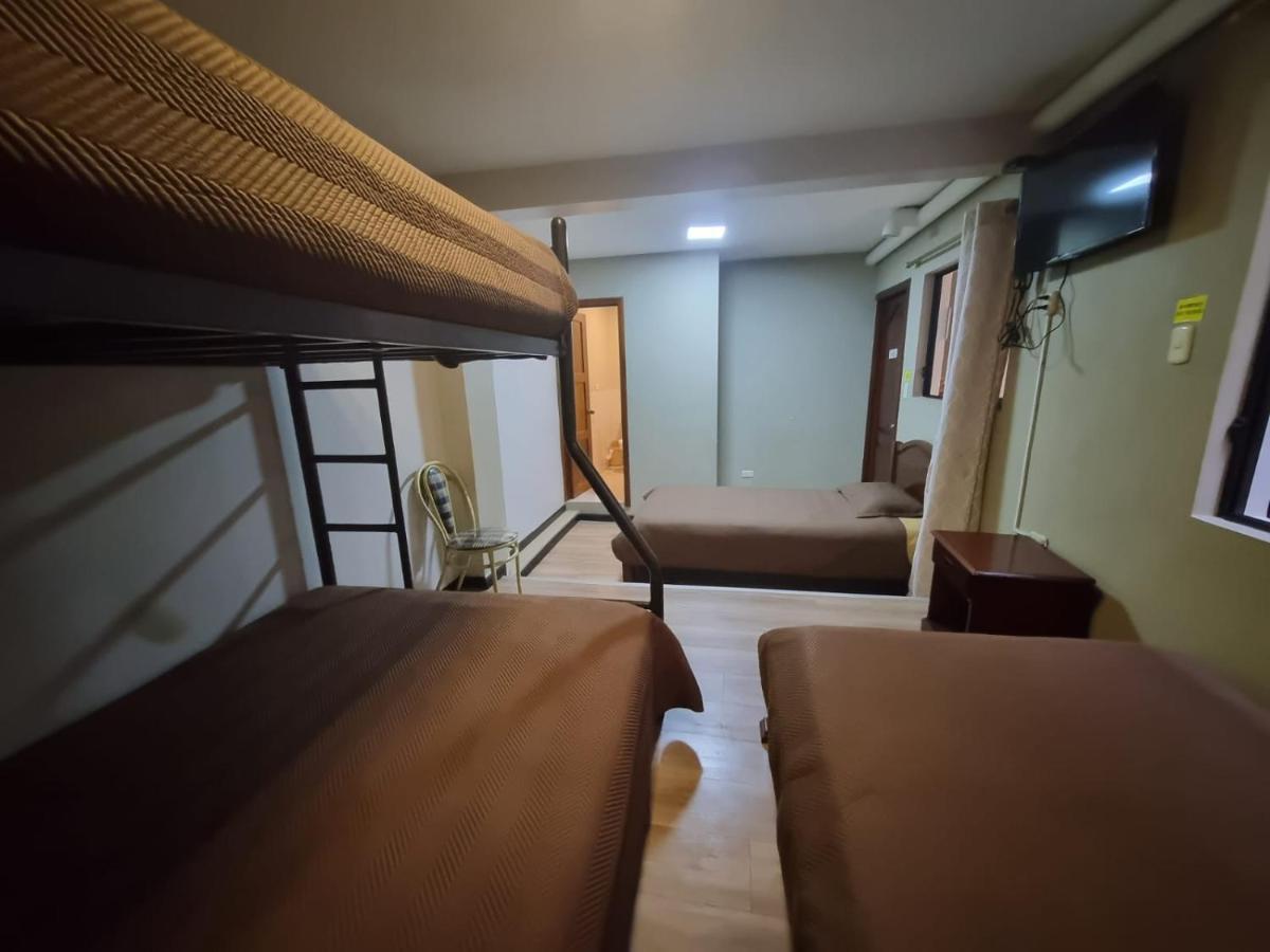 Hostal Alborada Куенка Екстериор снимка